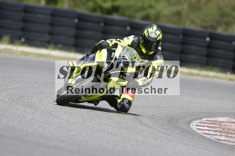 Archiv-2025/05 14.04.2025 Plüss Moto Sport ADR/Freies Fahren/99